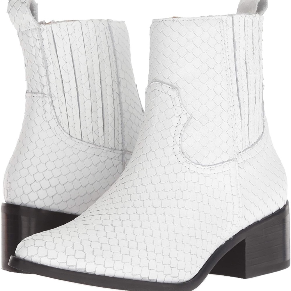 STEVEN by Steve Madden Women's Walden Fashion Boot